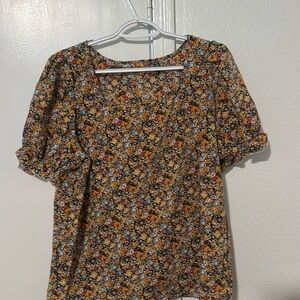 Brand new blouse woman’s never worn